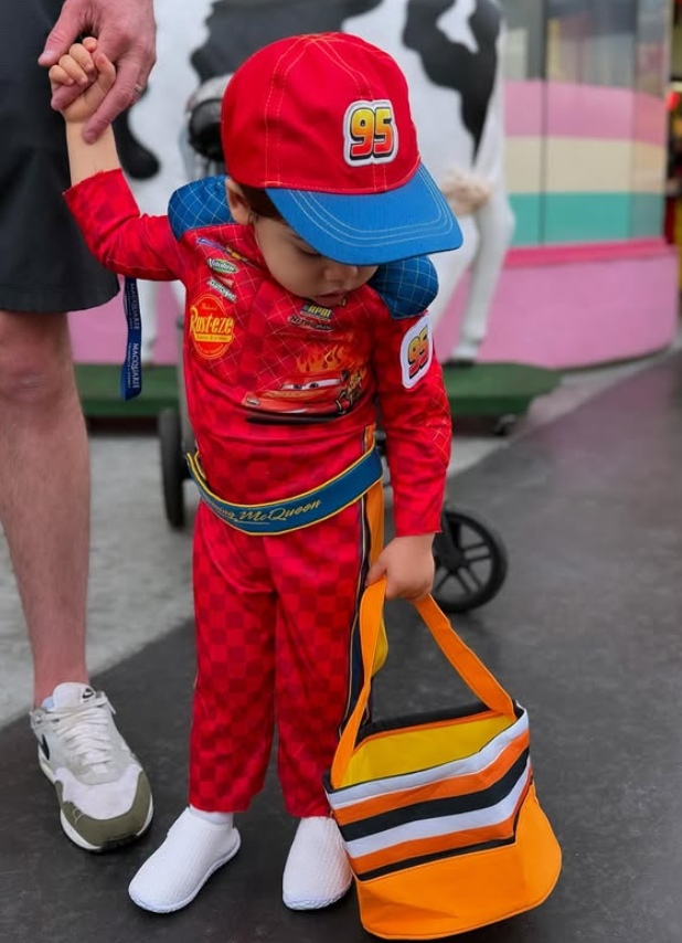 lightening mcqueen costume 